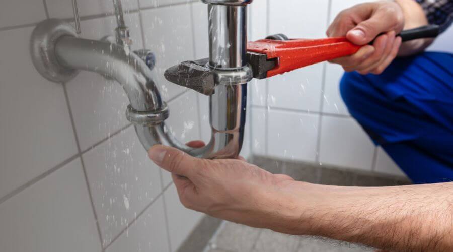 Expert burst pipe repair services in Deltona, FL